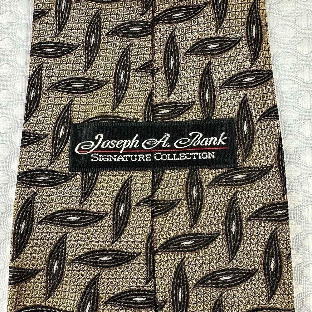 Vintage Joseph A. Bank‎ Signature Collection Silk Tie Brown Geometric 4